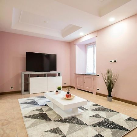 Appia Luxe - A Poche Fermate Del Centro Apartment Rome Bagian luar foto