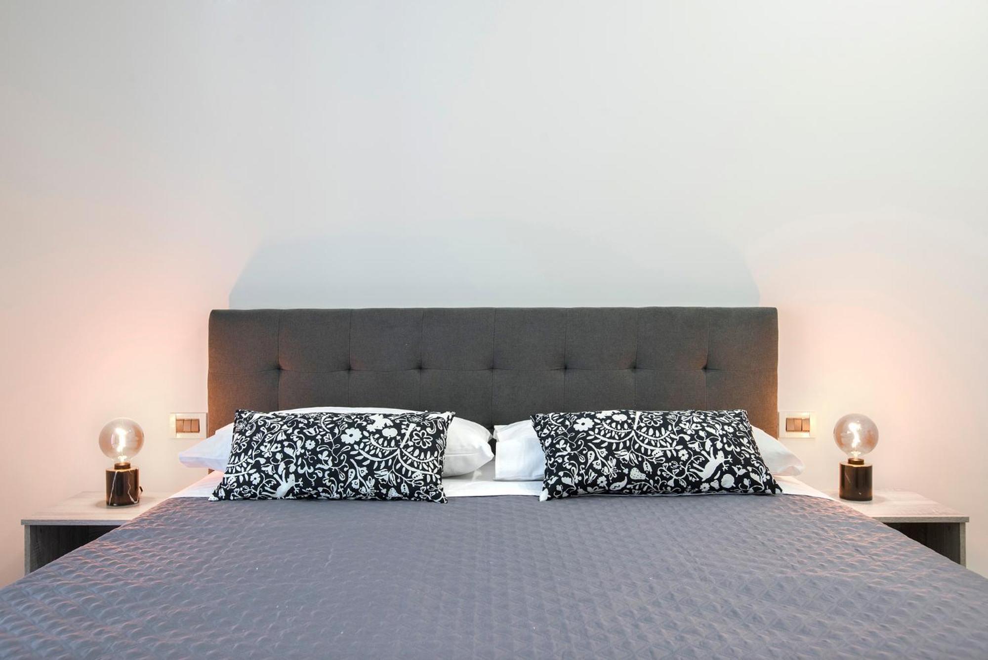 Appia Luxe - A Poche Fermate Del Centro Apartment Rome Bagian luar foto