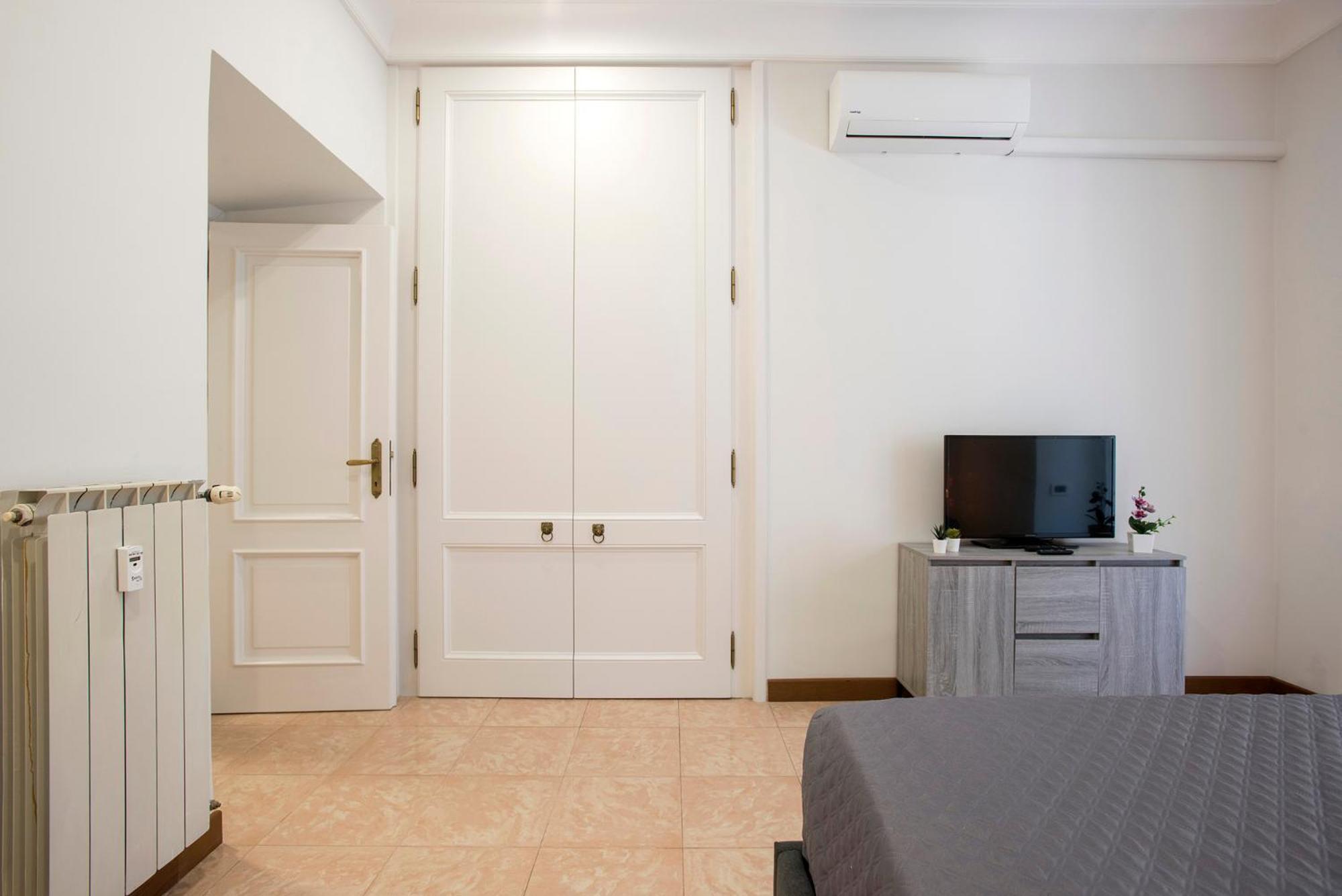 Appia Luxe - A Poche Fermate Del Centro Apartment Rome Bagian luar foto