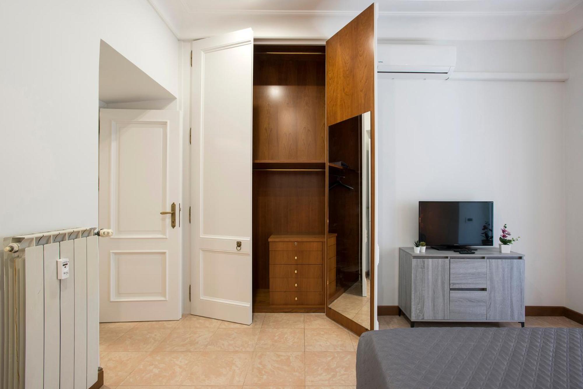 Appia Luxe - A Poche Fermate Del Centro Apartment Rome Bagian luar foto