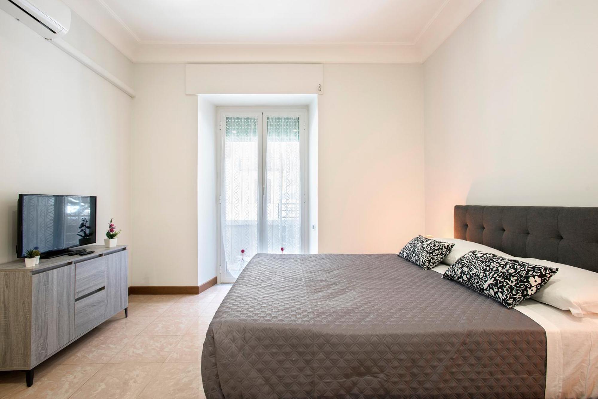 Appia Luxe - A Poche Fermate Del Centro Apartment Rome Bagian luar foto